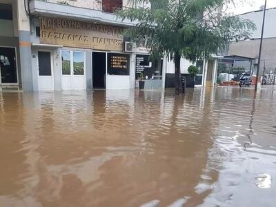 Πλημμύρες στο Αγρίνιο από τη νυχτερινή μπόρα- ΦΩΤΟ