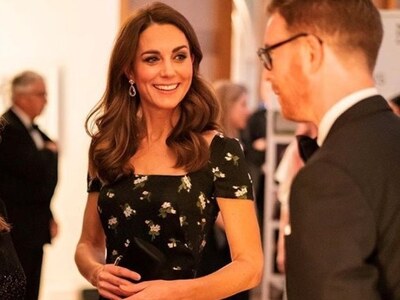 Η κομψή Κέιτ Μίντλετον με άβαφα νύχια σε...