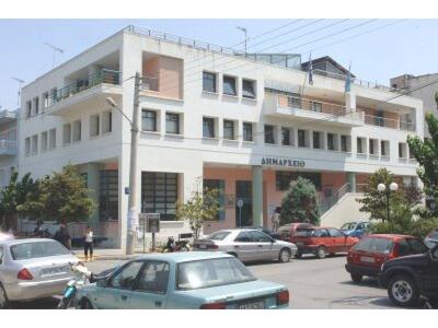 Κόρινθος: Οι αγανακτισμένοι κατέλαβαν το...