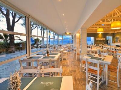 Mesogeios Daily: Μια απολαυστική και σίγ...