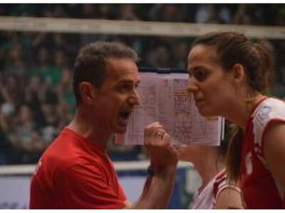 Σήκωσε το ...έβδομο ο πρώην προπονητής τ...