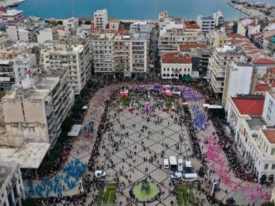 Καιρός: Ο ήλιος "χαμογελάει" σ...