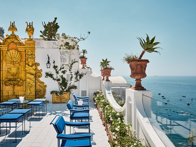 Το γνωστό Francos Bar στο ξενοδοχείο Le ...