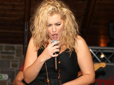 Η Νατάσσα Μποφίλιου στην Πάτρα