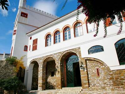 Μουσικοχορευτική Εκδήλωση στον Πύργο Μπό...