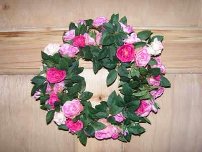 Φτιάχνουμε πρωτομαγιάτικα στεφάνια με τη...