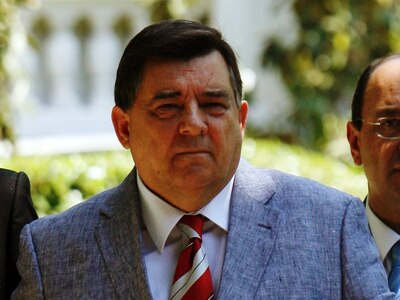 Εκτάκτως στο νοσοκομείο ο Γιώργος Καρατζαφέρης 