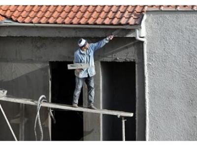 Νέα πτώση 31,3% στις οικοδομικές άδειες