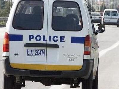 Πάτρα: Απορριμματοφόρο τα τσούγκρισε με ...