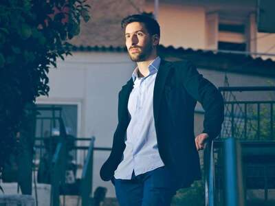 Τις παρατάξεις τις φτιάχνει η κοινωνία