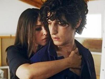 Φεστιβάλ Βενετίας-  Η γυμνή Μπελούτσι σώ...