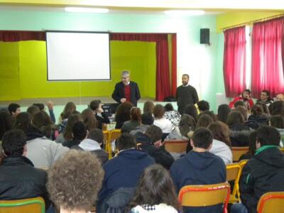 Άγγελος Τσιγκρής: "Ζητήστε πίσω τα ...