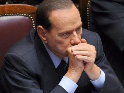 "Καβαλιέρε" τέλος για Μπερλουσκόνι