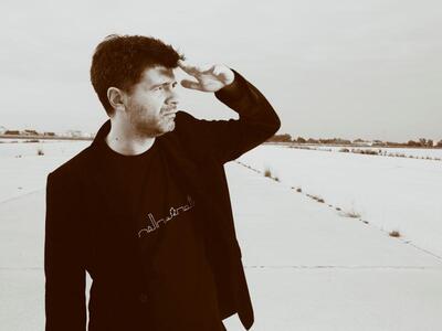 Ο Φοίβος Δεληβοριάς στη μουσική σκηνή &q...