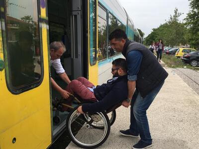 Κάναμε μια αναπαράσταση του τρόπου με το...