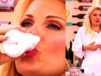 Ελένη Μενεγάκη: "Νιώθω το κάψιμο στ...