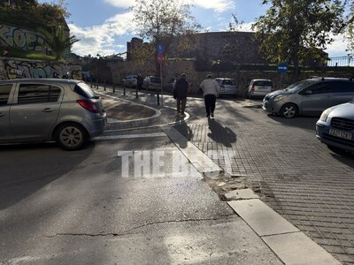 Πάτρα: Κατεστραμμένοι αρμοί και φθορές σ...