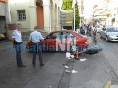 Τροχαίο ατύχημα πριν λίγο στην οδό Μεσολ...