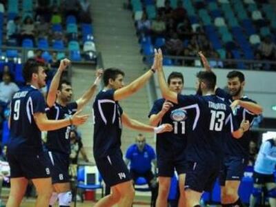 Με τους Πατρινούς Πελεκούδα και Αγελλόπο...