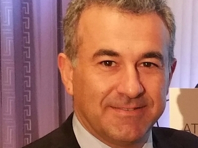 Ο Ιωάννης Μήτσιος παρουσιάζει στην Πάτρα...