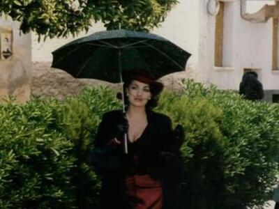 Πρόβα νυφικού στον ΑΝΤ1