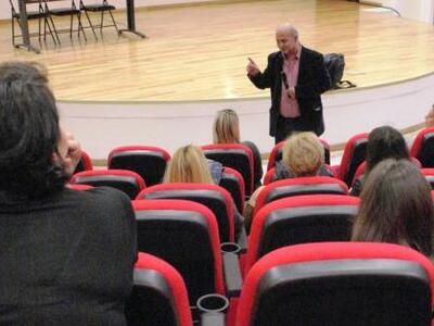 Αίγιο: Συνεχίζονται με επιτυχία οι ομιλί...