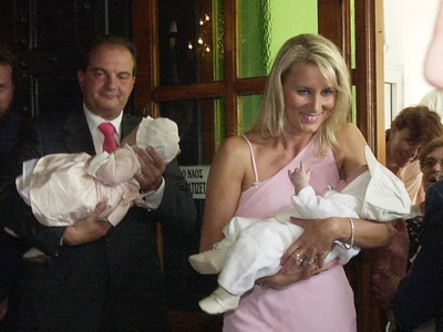 Τα δίδυμα του Κώστα Καραμανλή και της Να...