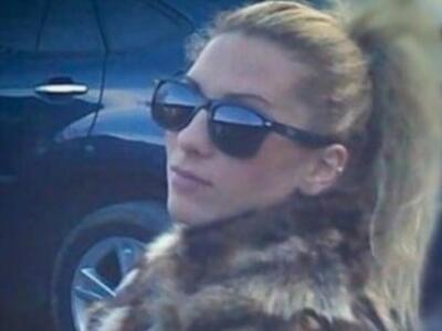 Κόρινθος: Η ξανθιά... αγρότισσα που έκλε...