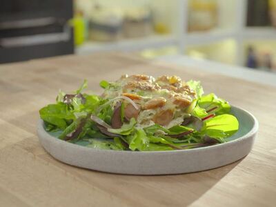 Συνταγή για νόστιμη λουκανικόπιτα σουφλέ  