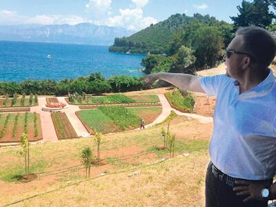 Ο εξ απορρήτων του Ριμπολόβλεφ και πρώτο...