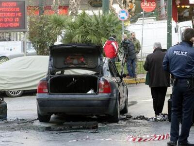 Πάτρα: Μυστήριο με δυο καμμένα Ι.Χ. στην...