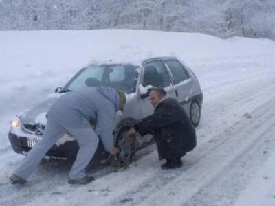 Αχαϊα: Με αντιολισθητικές αλυσίδες η κίν...