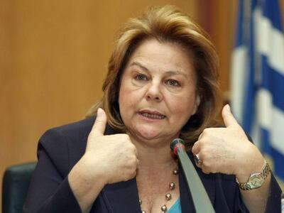 Αποδοκίμασαν και τη Λούκα Κατσέλη