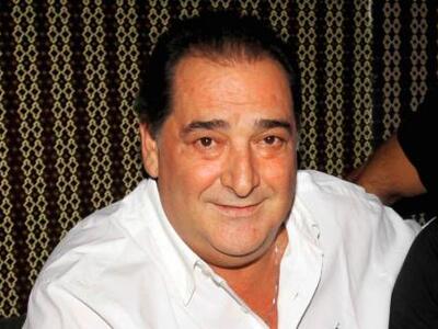 Δείτε το νέο βίντεοκλιπ του Βασίλη Καρρά...