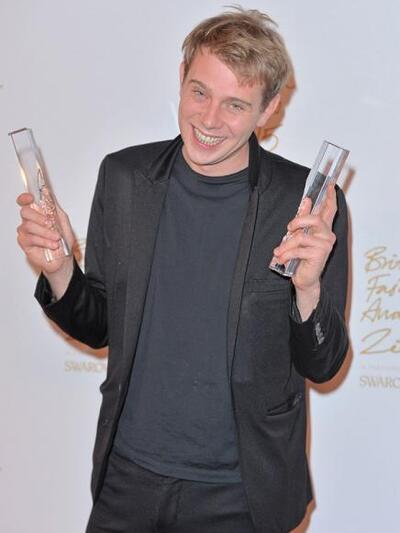 O διπλός νικητής JW Anderson