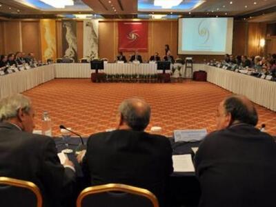 Τι θα κάνουν οι πρυτάνεις με τους αιώνιο...