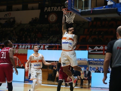 Ξέσπασε στον Ήφαιστο πριν τους... τελικο...