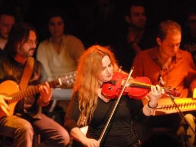 Απόψε και για 3 ακόμα Τετάρτες στο Gazar...