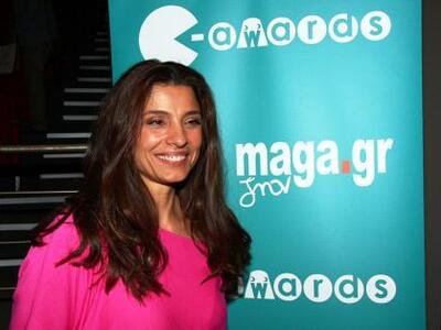 Ο καλεσμένος - έκπληξη της Πόπης Τσαπανίδου