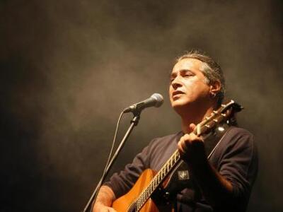 Ο τραγουδοποιός Παντελής Θαλασσινός θα τ...