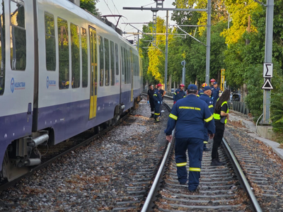 Αθήνα: Νεκρός πεζός που παρασύρθηκε από ...