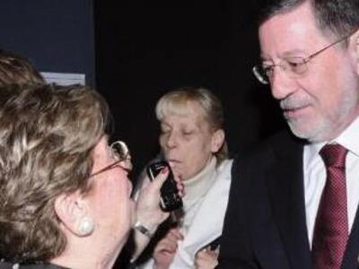 Θλίψη και συγκίνηση στο "τελευταίο&...