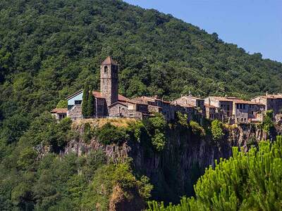Castellfollit de la Roca - Το χωριό που ...