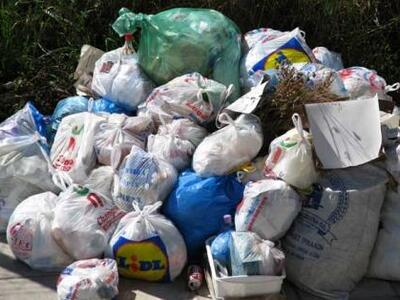 Η κρίση μείωσε κατά 33% τον όγκο των σκουπιδιών 