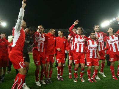 Νίκη για τον κόσμο και το... ρεκόρ θέλει...