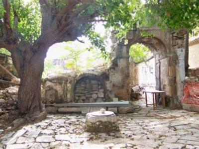 Αίγιο: Αναβολή της παράστασης «Η Αυλή τω...