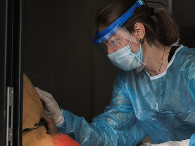 Ξέφυγε ο κορωνοϊός από κάποιο εργαστήριο...