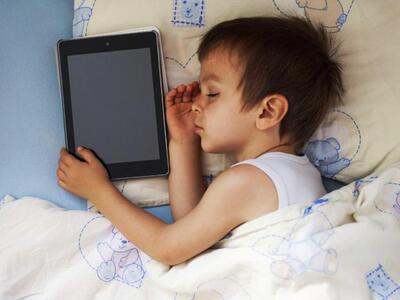 Ταμπλέτες και e-readers «καταστρέφουν τον ύπνο»