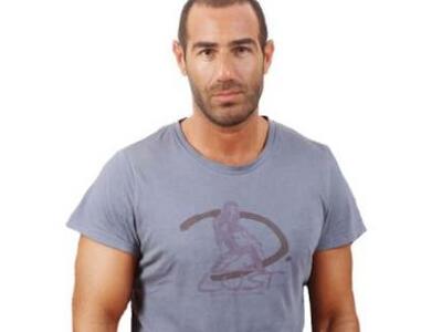 Ο Αντώνης Κανάκης απαντάει στα αρνητικά ...