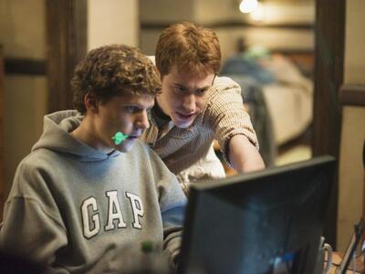 Σάρωσε το Facebook στα εθνικά βραβεία κριτικών